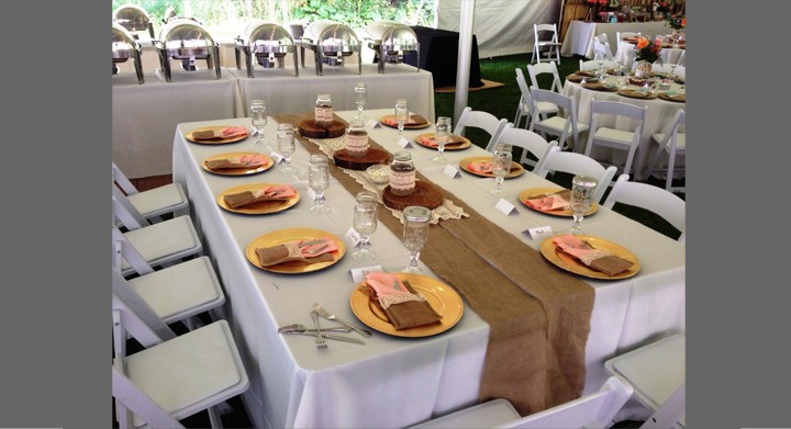 country-wedding-head-table-top-mi
